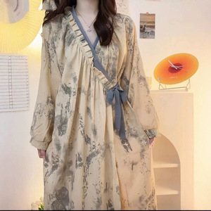 Camisón Largo Informal de Satén con Estampado Floral Tie-Dye, <span class=keywords><strong>Ropa</strong></span> de Dormir para Primavera y Otoño, Estilo Informal para el Hogar, con Botones, Largo hasta el Suelo, Natural - Product Image 5