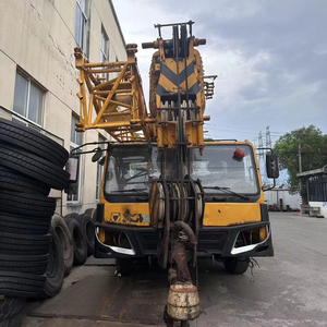50Ton a utilisé la grue mobile QY50KC de camion avec la cabine et la climatisation incluses - Product Image 1