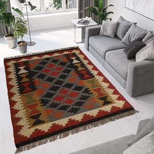Alfombra de yute de lana Kilim rústica moderna hecha a mano alfombra decorativa geométrica duradera para interiores de comedor y dormitorio - Product Image 1