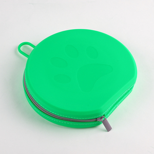 Bol de voyage pliable moderne en silicone avec fermeture éclair pour animaux de compagnie - Product Image 4