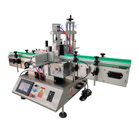 Machine d'étiquetage automatique pneumatique pour bouteilles/bocaux carrés avec moteur PLC pour une application d'étiquettes adhésives à haute productivité