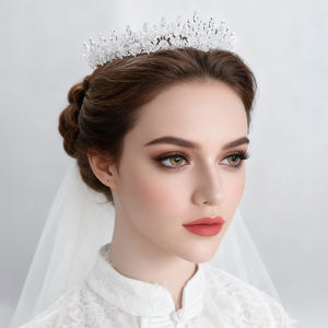 تاج زفاف من الزركون الأوروبي والأمريكية تاج من الزركون المكعب للحفلات والمهرجانات وحفلات التخرج ولائم عيد الميلاد هدية عيد ميلاد للنساء تيجان مطرز بالخرز الكريستالي - Product Image 6