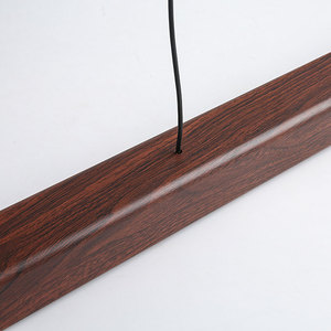 Lampada a Sospensione in Legno a LED in Moderno Stile Nordico dal Design Minimalista con Telecomando per Sala da Pranzo Soggiorno e Hotel - Product Image 4