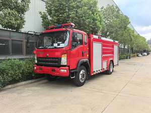Camion de sauvetage forestier 4x2 neuf au prix d'usine, camion de pompier de 4000 litres d'eau, camions de lutte contre les incendies - Product Image 2