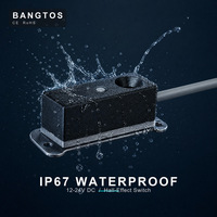 Saklar Kedekatan Magnetik Efek Hall Tipe Kotak 20mm Penginderaan Atas DC 24V NPN NO Sensor Posisi Industri