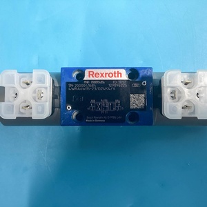 Original R900954056 4WRA6W15-2X/G24K4/V ตัวควบคุมทิศทางแบบสัดส่วน มีสินค้าในสต็อก - Product Image 1