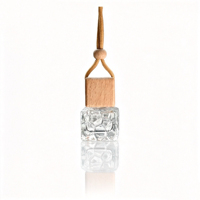 Bouteille en verre vide transparente de 10 ml en forme de cube avec bouchon en bois pour diffuseur de parfum d'ambiance et d'huiles essentielles pour voiture, vente en gros