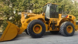 Chargeuse sur pneus CAT 966H d'origine japonaise, bon état, godet de 4,0 m³, pour travaux de carrière et de construction portuaire - Product Image 3