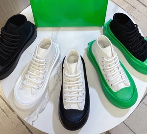 Chaussures de créateur tendance 2026, baskets montantes en toile de luxe respirantes, résistantes à l'usure, à blocs de couleur et à forme irrégulière - Product Image 5