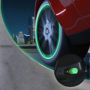 Bouchon de <span class=keywords><strong>pneu</strong></span> lumineux couvercle de Valve Fluorescent <span class=keywords><strong>vert</strong></span> bleu nuit brillant style pour voiture vélo roue Auto éclairage extérieur décor - Product Image 2