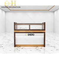 Vitrine de présentation de bijoux sur mesure Shero, en bois, pour magasin de bijoux, design de bijouterie
