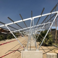 Structure de carport solaire à double pente en acier pour parkings commerciaux, modulaire, surface anodisée, étanche, photovoltaïque