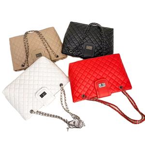 حقيبة يد نسائية كبيرة كاجوال للكتف والإبطين 4 ألوان بسوستة إغلاق سلسلة تزيين حقيبة يد للنساء - Product Image 1