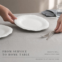 Assiettes en céramique à bord irrégulier personnalisables, assiettes à dîner blanches texturées en relief, adaptées aux hôtels, aux banquets de mariage, aux fêtes