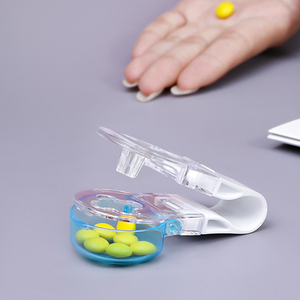 Boîte de rangement portable pour pilules, anti-pollution, avec broyeur de comprimés pour les soins de santé personnels - Product Image 2