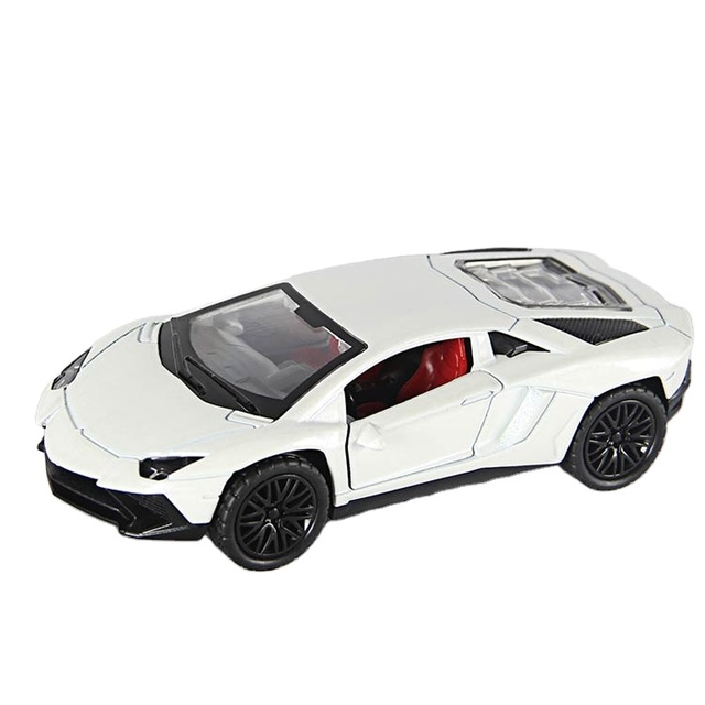 Popular Diecast 1/36 Scale Model Cars  3 Opening Doors Pullback Diecast Cars Model With Light and Sound