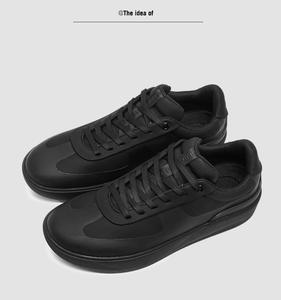 Chaussures décontractées sportives tendance 2025 pour hommes et femmes, respirantes, à lacets, antidérapantes, couleur unie, simples - Product Image 4