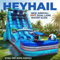 Structure gonflable commerciale double toboggan aquatique et château sauteur pour locations événementielles, avec conception robuste