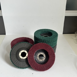 Ruota abrasiva Non tessuta 100x16mm per la lavorazione dei metalli, supera la carta vetrata sulle superfici di contorno - Product Image 3