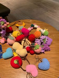Mini frutas de peluche <span class=keywords><strong>Amigurumi</strong></span> frutas llavero ganchillo peluche encantador llavero juguetes ganchillo Adorable bolso de felpa encanto - Product Image 2