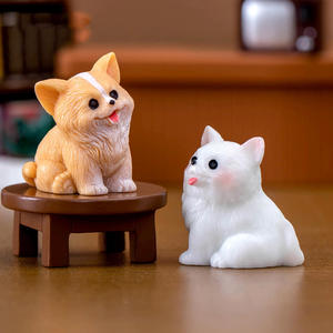 Figurines de chiens miniatures en résine, ornements mignons de chiots de dessin animé, statues d'animaux peintes à la main pour la décoration de jardin et de voiture DIY - Product Image 5