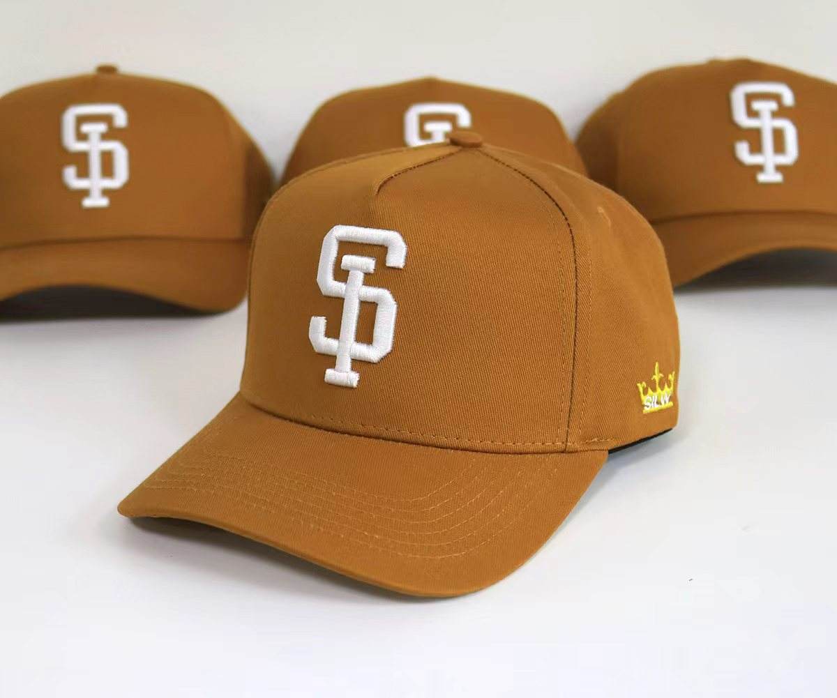 สีน้ำตาล