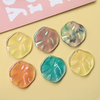 Corte de Resina Redondo Irregular Ondulado con Brillo AB Tono Aurora Estilo Japonés para Joyería DIY, Adorno para el Cabello y Manualidades con Conchas