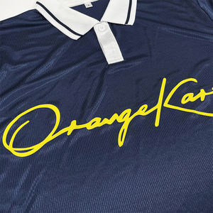 T-shirt de football rétro personnalisé, maillot de football à sublimation tendance - Product Image 4