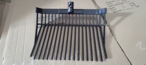 Tête de rechange pour fourche à fumier Tête de fourche à 18 dents avec vis et écrous Râteau à fumier pour chevaux - Product Image 2