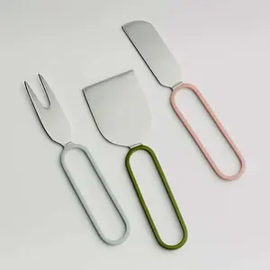 Juego de espátulas de diseño antiguo de acero inoxidable con mango de resina multicolor, elegantes utensilios para servir, perfectos para eventos y cenas. - Product Image 5