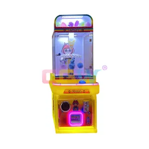 آلة CGW تعمل بقطع النقود المعدنية بمهارة لعبة Arcade صغيرة ماكينة سلسلة مفاتيح جائزة الحظ