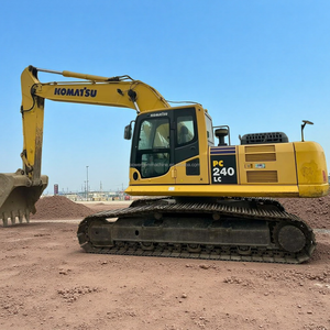 Excavatrice Komatsu PC200 d'occasion, modèle 2021, 2000 heures, bon état de fonctionnement, excavatrice sur chenilles à vendre - Product Image 1