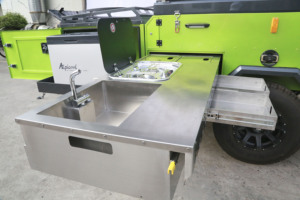 Remorque de camping tout-terrain robuste 4x4 avec tente latérale pliable et cuisine coulissante pour le camping - Product Image 5