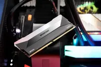 ذاكرة رام BIWIN DX100 DDR5 RGB سعة 32 جيجابايت (16 جيجابايت × 2) بتردد 6000 ميجاهرتز CL30 للكمبيوتر المكتبي غير المُبَعَثة على شكل DIMM لترقية أجهزة الكمبيوتر المخصصة للألعاب