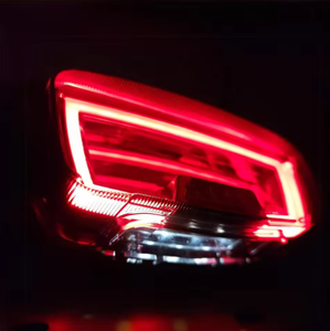 Feu arrière LED fumé intégré au frein pour moto CT125 Hunter Cub Trail 125 - Product Image 5