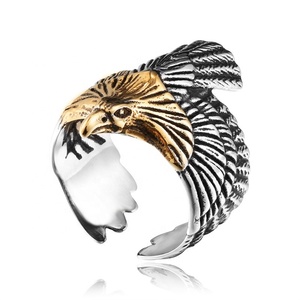 Anillo de águila de acero inoxidable 316L de dos tonos para hombre, en tono plata envejecida y oro, joyería gótica, punk, motociclista, audaz y oscura. - Product Image 5