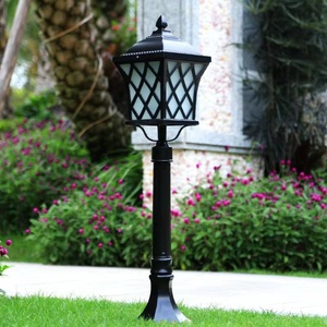 Lampadaire de jardin extérieur LED en laiton, poteau métallique IP66, lumière blanc chaud 2700K, abat-jour métallique, AC 85-265V, luminaire non détachable, détecteur de mouvement - Product Image 3