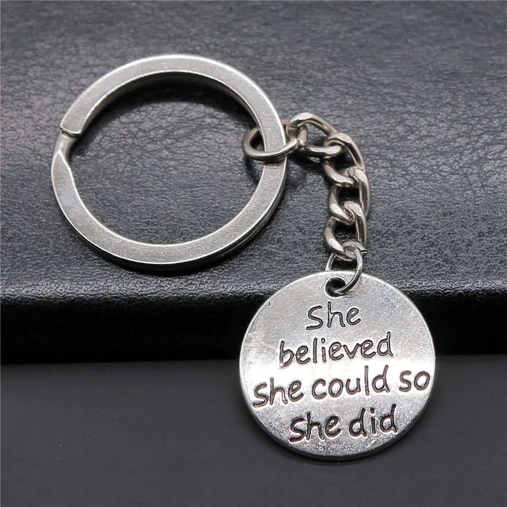 22mm Antique Silver Plated Antique Bronze Plated Metal She Believed She Could So She Did Key Chain Souvenirs Gift P1-ABD-C11189