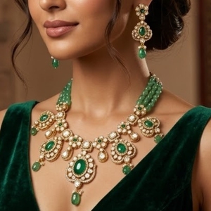 Juego de Collar de Plata 925 de Lujo para Mujer, Cuentas Verdes, Trabajo Kundan, Joyería Nupcial India Tradicional, Juego de Regalo con Aretes - Product Image 1