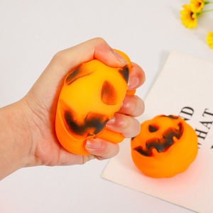 Juguete de Calabaza de Halloween de 7 cm, Juguete Antiestrés de Calabaza para Apretar, Juguete Interactivo de Calabaza Dura para Halloween - Product Image 3