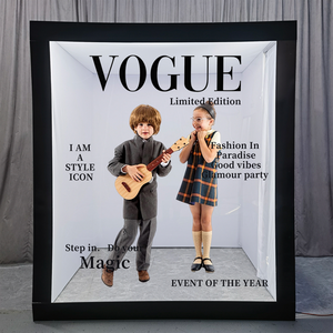 Photomaton élégant pour fêtes et mariages, design pliable, impression en libre-service, compatible smartphones et iPad, capacité 3-6 personnes - Product Image 6