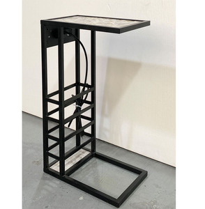 <span class=keywords><strong>Table</strong></span> d'appoint moderne <span class=keywords><strong>en</strong></span> forme de C, cadre <span class=keywords><strong>en</strong></span> métal doré, plateau <span class=keywords><strong>en</strong></span> coquille, salon, chambre <span class=keywords><strong>à</strong></span> coucher, hôtel, design gain de place - Product Image 1