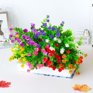 Produttore all'ingrosso piante artificiali verdi camelia <span class=keywords><strong>di</strong></span> eucalipto per esterno <span class=keywords><strong>letto</strong></span> <span class=keywords><strong>di</strong></span> <span class=keywords><strong>fiori</strong></span> disposizione plastica decorativa - Product Image 1