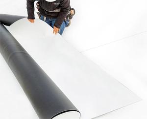 Tissu renforcé en <span class=keywords><strong>polyester</strong></span> résistant aux UV de 1,2 mm à 2 mm, TPO Toiture, solution de toiture économique et nécessitant peu d'entretien pour les toits plats - Product Image 6