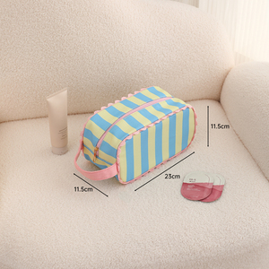 Bolsa de Cosméticos de Poliéster <span class=keywords><strong>a</strong></span> Rayas Personalizada de Moda, Bolsa de Maquillaje Portátil con Volantes y Correa para la Muñeca - Product Image 5