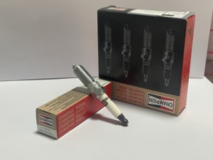 Candela Champion Originale per Range <span class=keywords><strong>Rover</strong></span>, Candele per Camion e Auto a Benzina, Candela Iridio per Nissan e Mercedes-Benz - Product Image 6