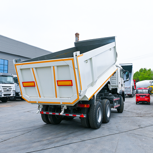 <span class=keywords><strong>Camion</strong></span> <span class=keywords><strong>benne</strong></span> fiable HOWO TX 6x4 371HP 20CBM pour le transport de sable lourd, moteur mécanique Euro II - Product Image 4