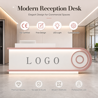 Bureau d'accueil personnalisé en MDF avec logo LED, finition brillante, design moderne et écologique pour salon de beauté et spa des ongles
