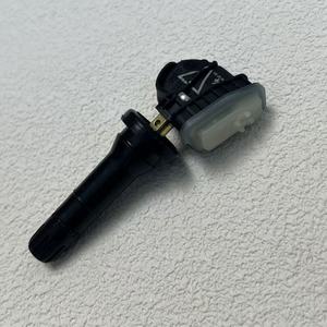 Nuovo sensore di monitoraggio della pressione dei pneumatici 433MHz 1 anno di garanzia per GMC per Buick Chevy per Cadillac 13598773 parti del motore - Product Image 2