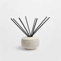 Diffuseur d'Huiles Essentielles en Pierre de Travertin Beige Vintage